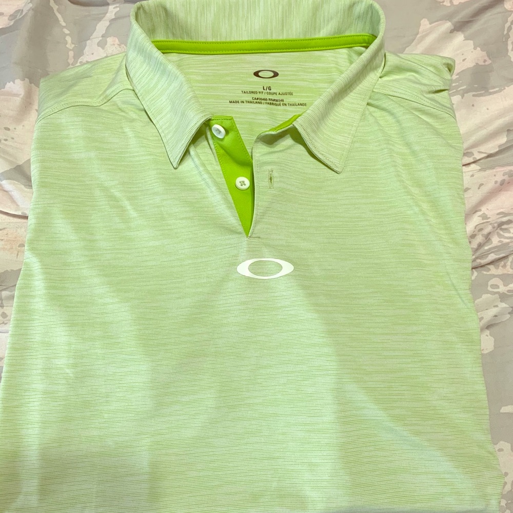 Oakley T-Shirt